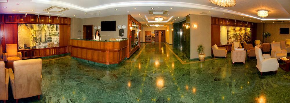 Adanava Hotel ภายนอก รูปภาพ