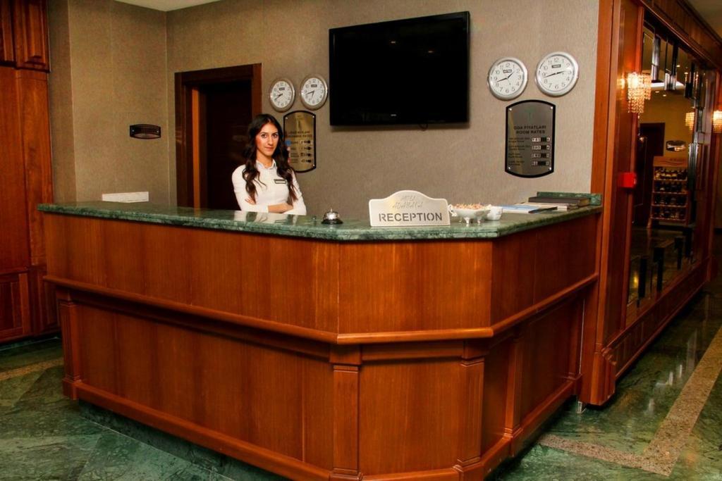 Adanava Hotel ภายนอก รูปภาพ